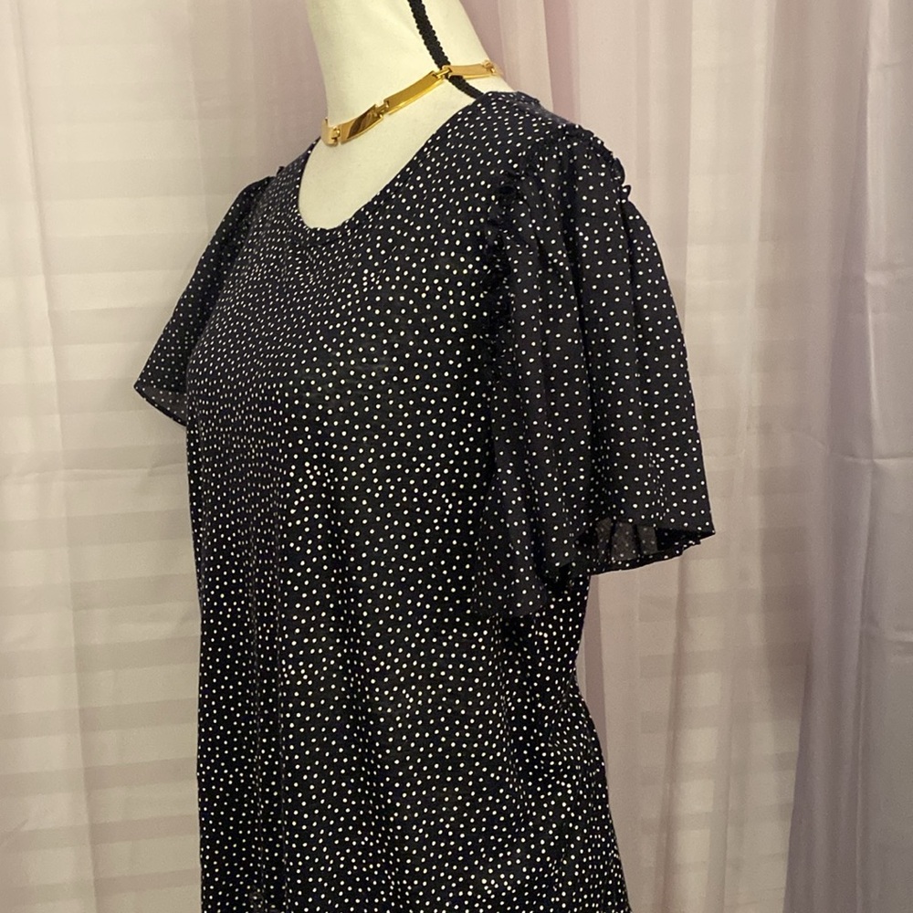 Polka Dot Shirt! - Picture 4 of 7